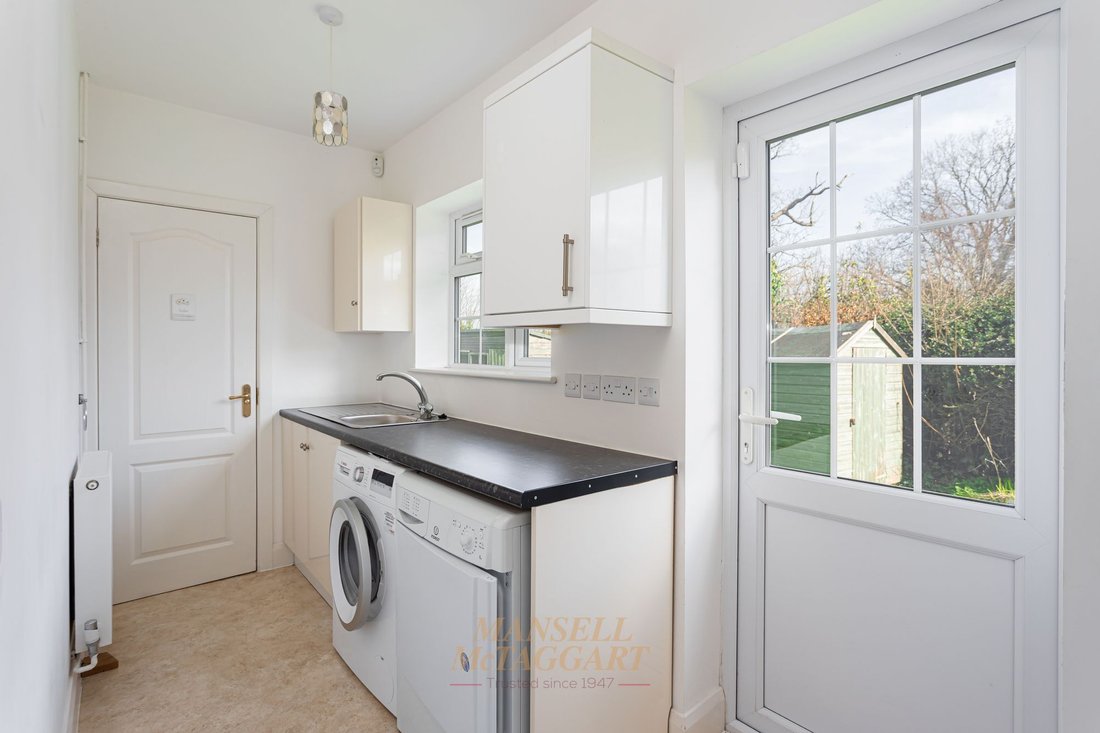 House in Hackenden, East Grinstead, England 5 - 17465076