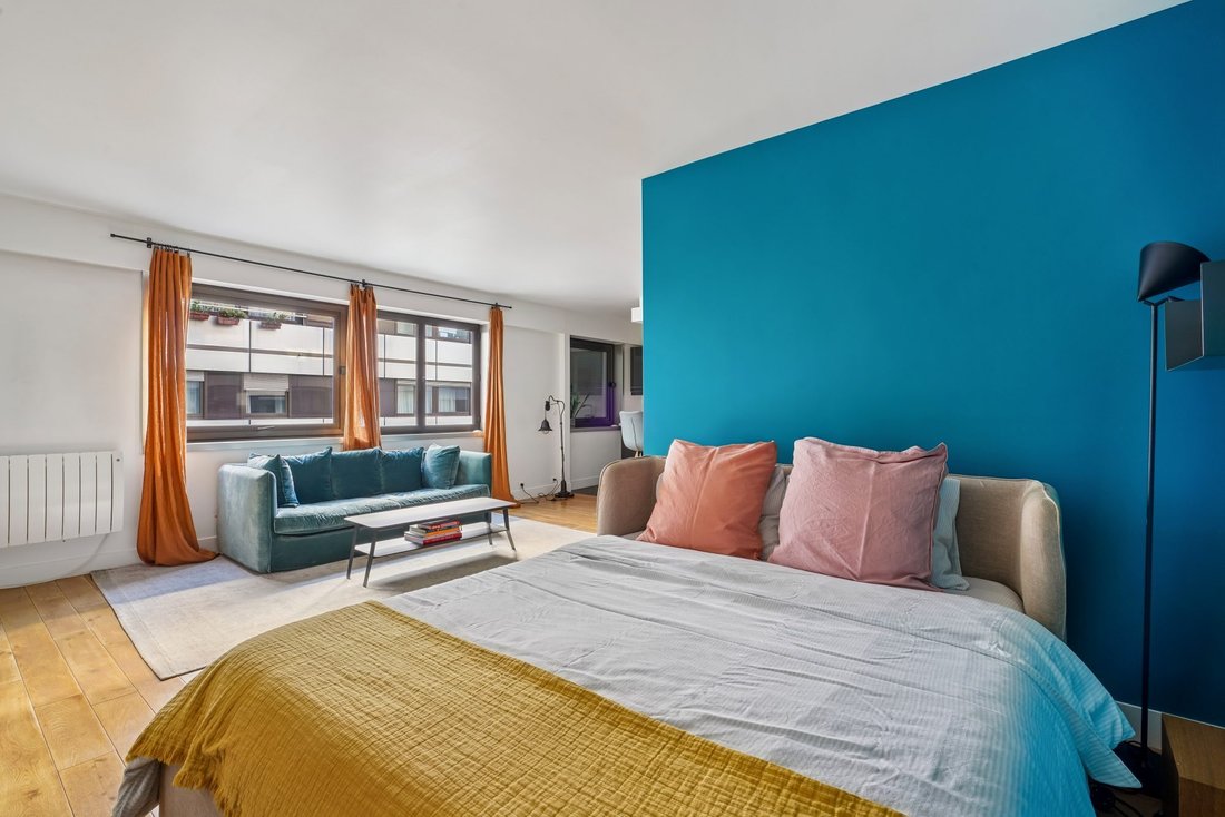 Apartment in Elysées-Madeleine, Paris 8e Arrondissement, Paris 2 - 17468671