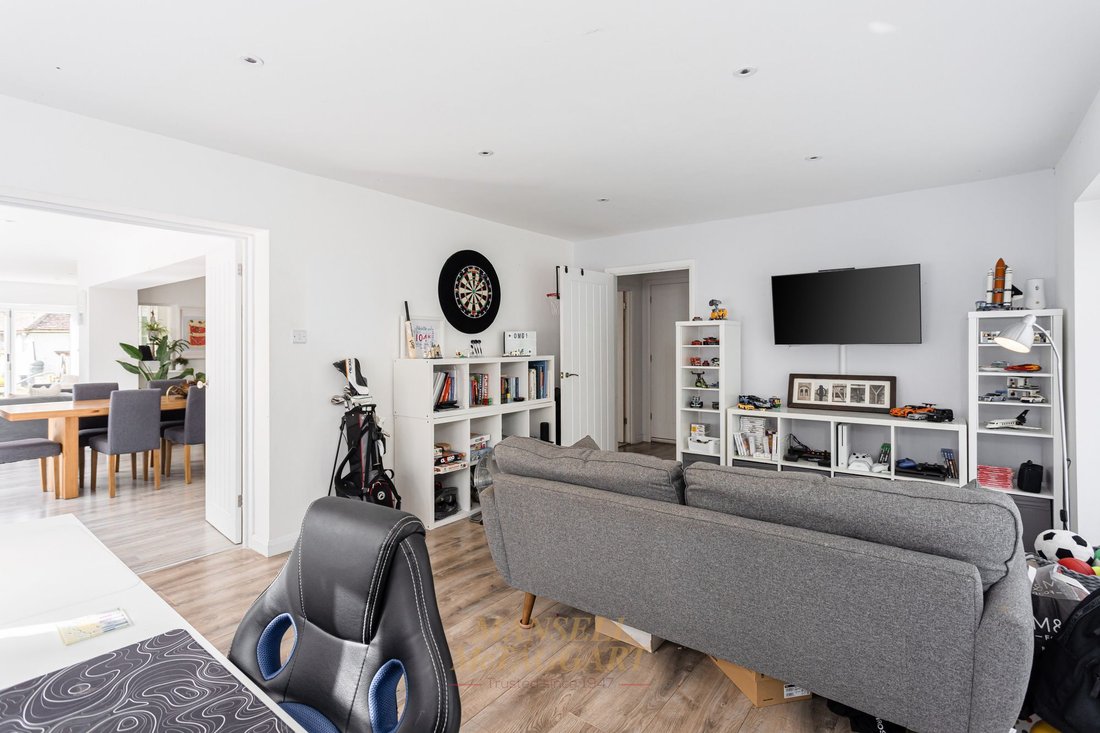 House in Crawley Down (Worth), Crawley Down, England 5 - 17465055