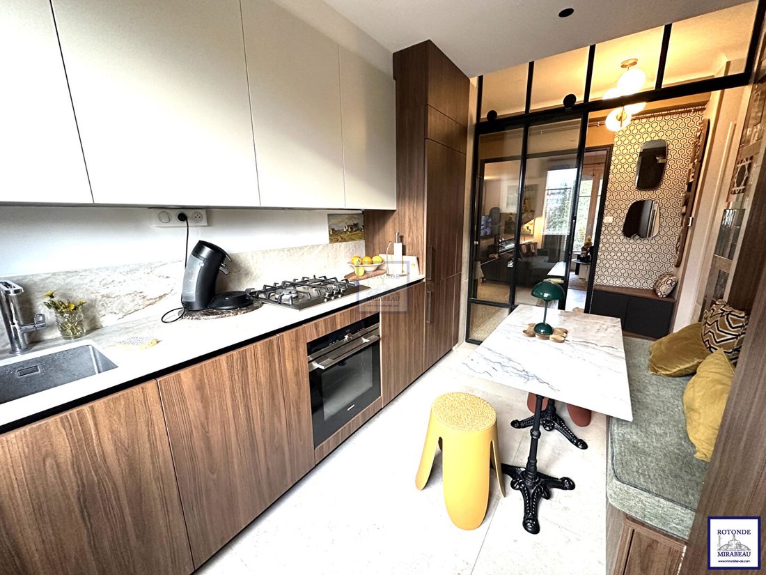 Apartment in Granettes-Jauberte-Sainte Anne, Aix-en-Provence, France 4 - 17467227
