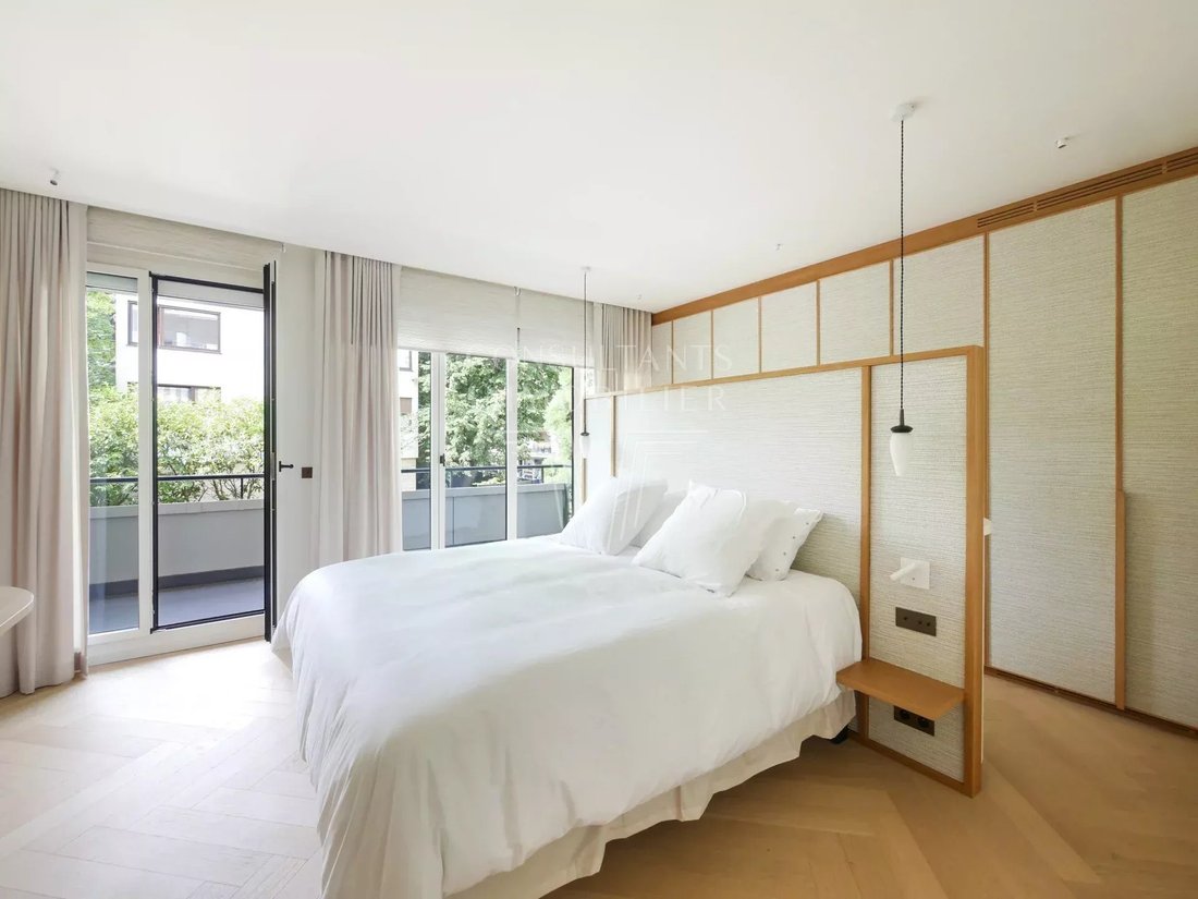 Apartment in Saint James-Delabordère, Neuilly-sur-Seine, France 5 - 17464535