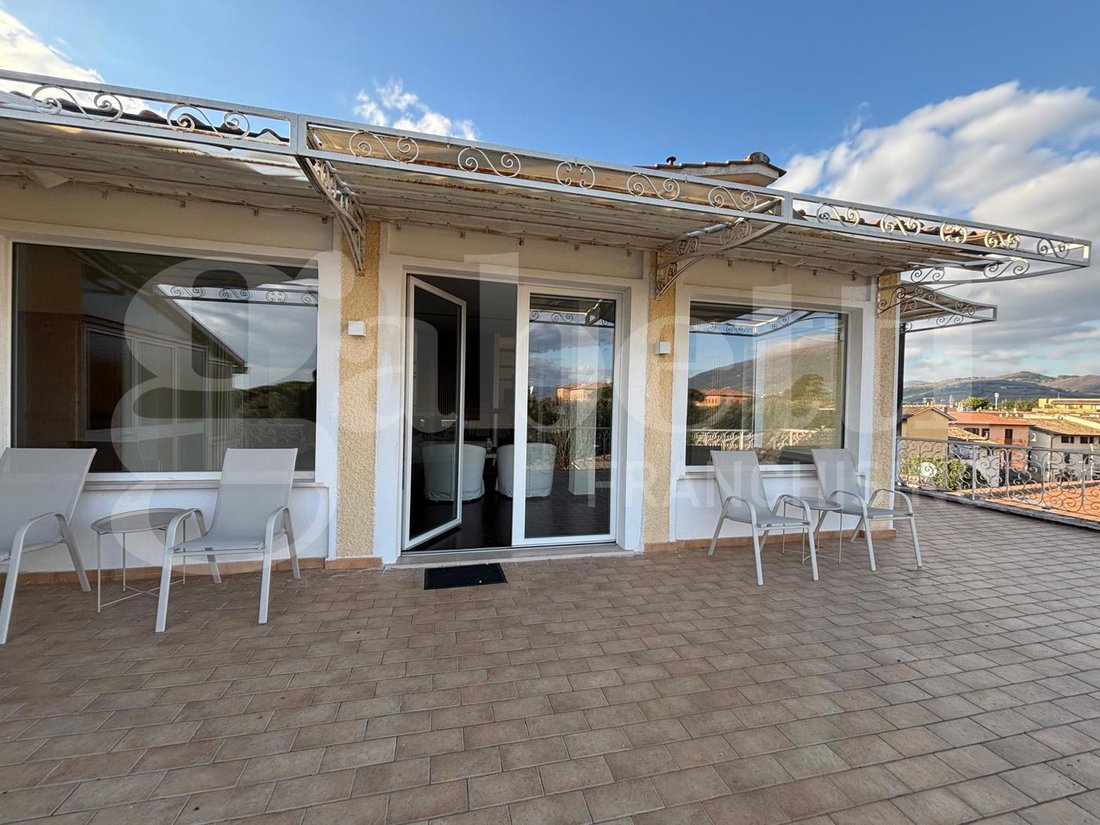 Penthouse in Assisi, Umbria, Italy 3 - 17466570