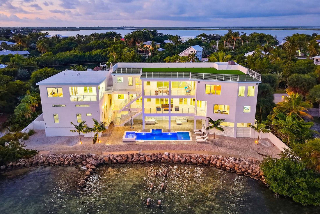 House in Upper Sugarloaf Key, Florida, United States 2 - 17465693