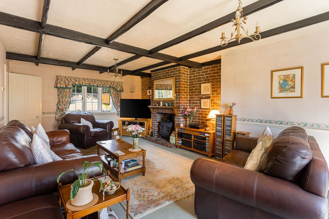House in Forest Row, England 5 - 17465089