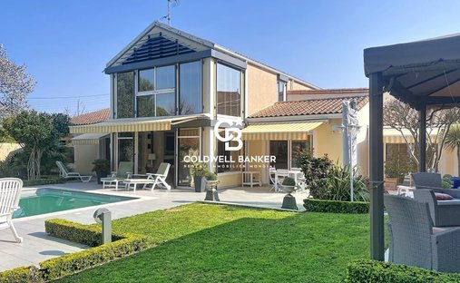 House in Saint Maurice-Fetilly, La Rochelle, France 1