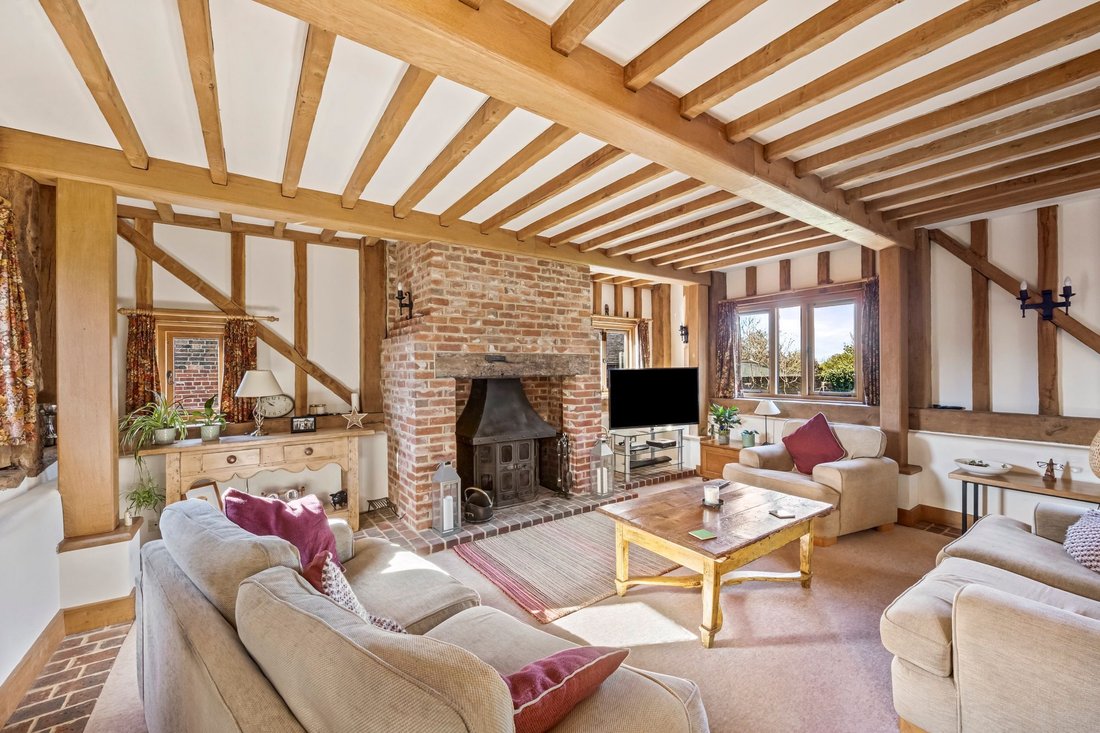 Hurstpierpoint, England 4 - 17465104