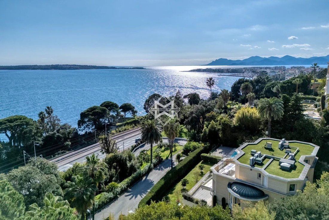 Apartment in Cannes, Provence-Alpes-Côte d'Azur, France 1 - 17464616