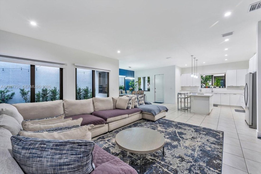 House in Miami Springs, Florida, United States 3 - 17465904