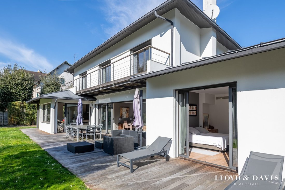 House in Bourg-La Feuillaume Nord, La Celle-Saint-Cloud, France 3 - 17468714