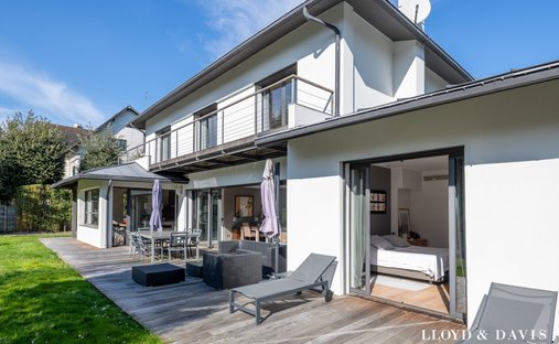Haus in Bourg-La Feuillaume Nord, La Celle-Saint-Cloud, Frankreich 1