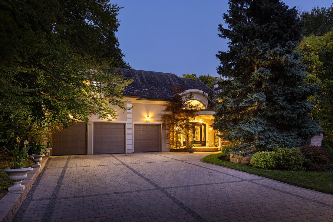 House in Toronto, Ontario, Canada 2 - 17465963