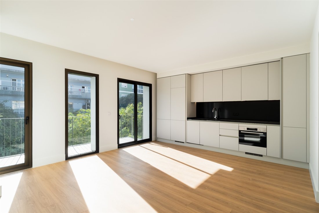 Apartment in Arroios, Lisbon, Portugal 1 - 17044822