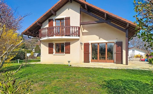 Villa à Thoiry, Auvergne-Rhône-Alpes, France 1