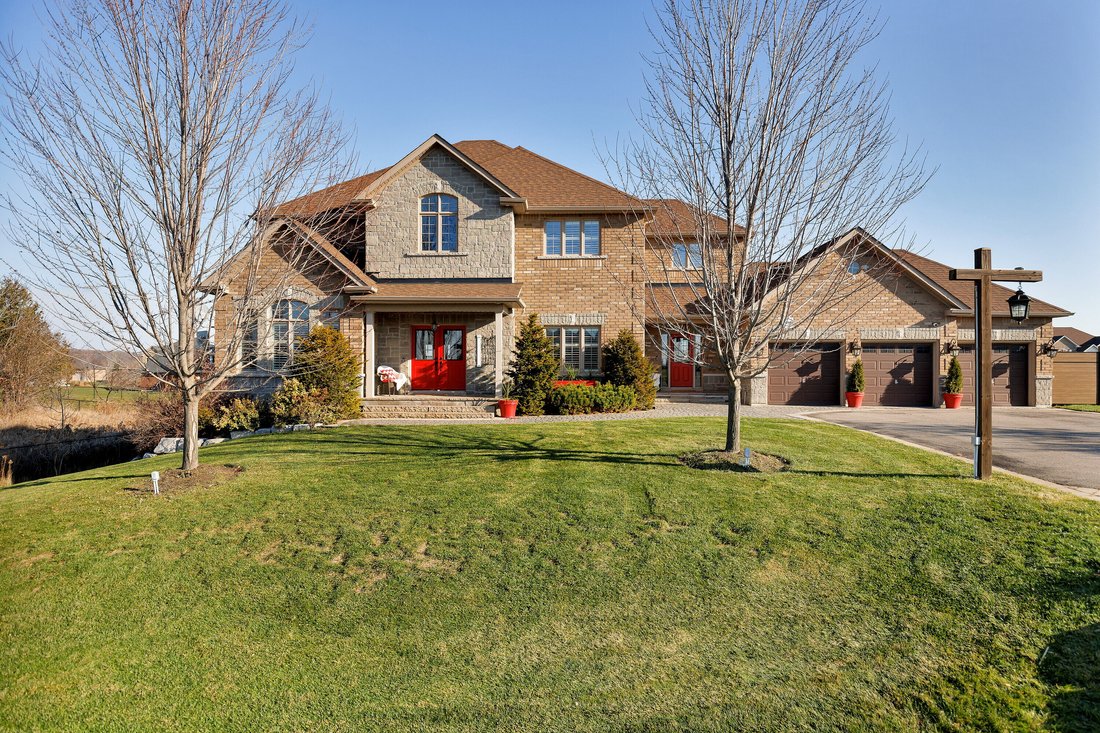 House in Inglewood, Ontario, Canada 3 - 17465966