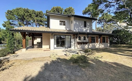 Villa in Centre Cap Ferret, Lège-Cap-Ferret, France 1