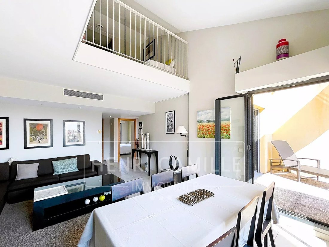 Apartment in Saint Nicolas, Cannes, France 4 - 17467335