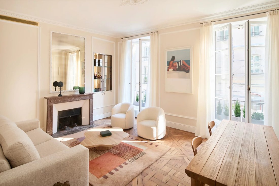 Apartment in Paris 1er Arrondissement, Paris, France 1 - 17466563