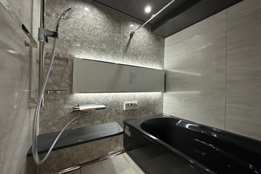 Condo in Chiyoda City, Tokyo, Japan 5 - 17468806