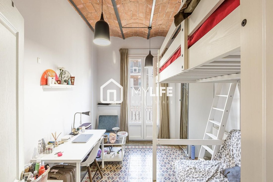 Apartment in Eixample, Barcelona, Spain 2 - 17369543