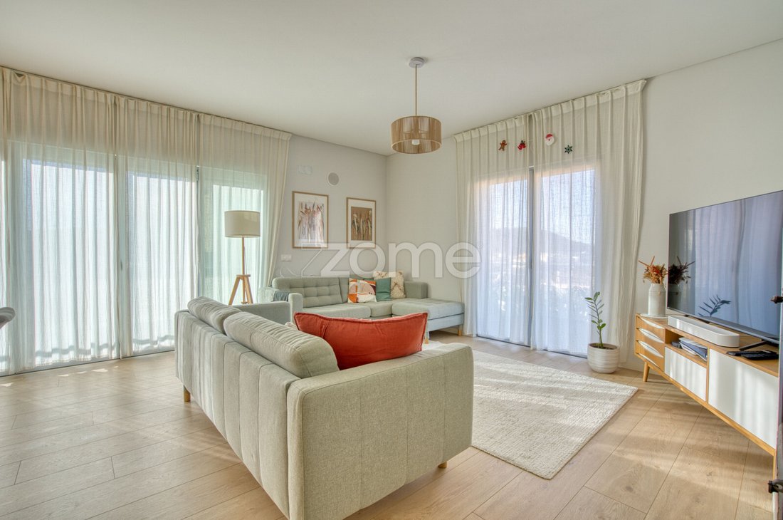 Apartment in Malveira e Sao Miguel de Alcainca, Lisbon, Portugal 5 - 17468116