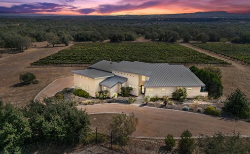 Haus in Round Mountain, Texas, Vereinigte Staaten 1