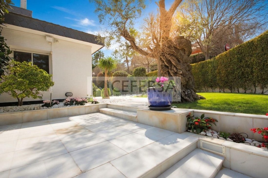 Townhouse in Les Corts, Barcelona, Spain 3 - 17464878