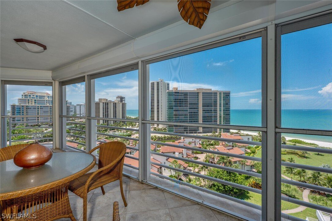 Condo in Naples, Florida, United States 3 - 17466576
