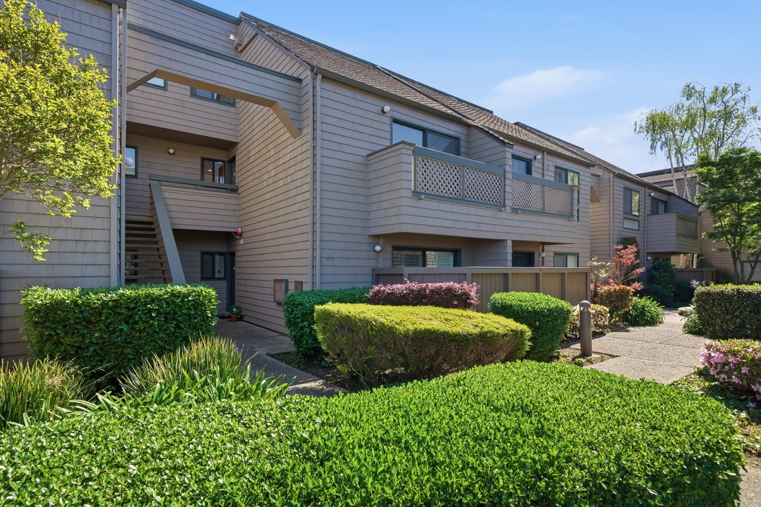 Condo in Redwood City, California, United States 2 - 17464698