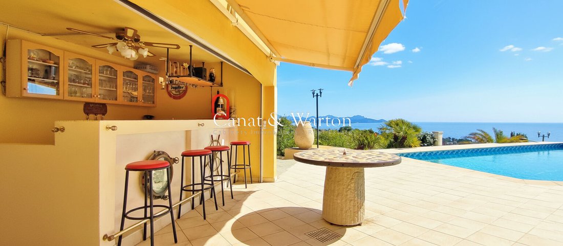 Villa in Les Issambres, Roquebrune-sur-Argens, France 5 - 17465253