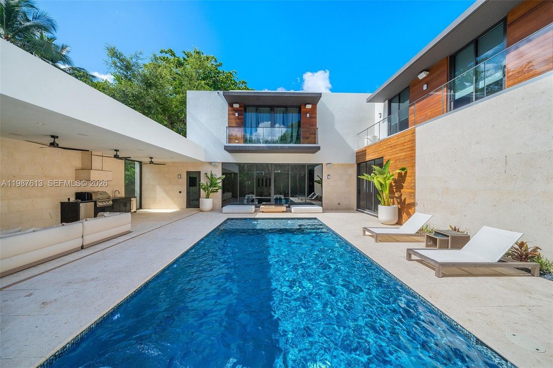 House in Miami, Florida, United States 1 - 17464223