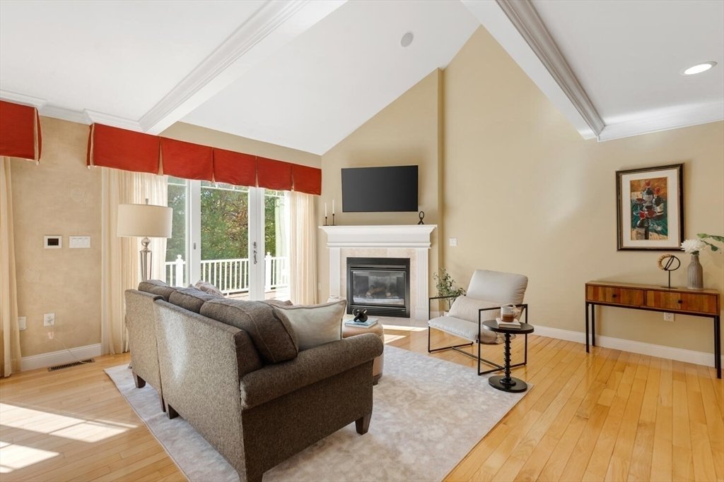 Condo in Andover, Massachusetts, United States 4 - 17466746