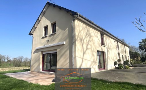 House in Est, Pacé, France 1
