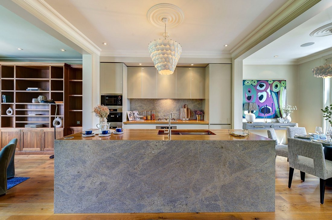 Apartment in Holland Park, Kensington And Chelsea, England 3 - 17464570