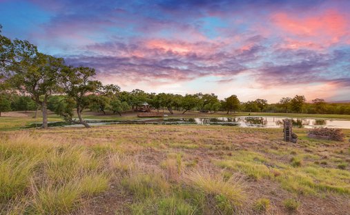 Farm Ranch in Smithville, Texas, United States 1