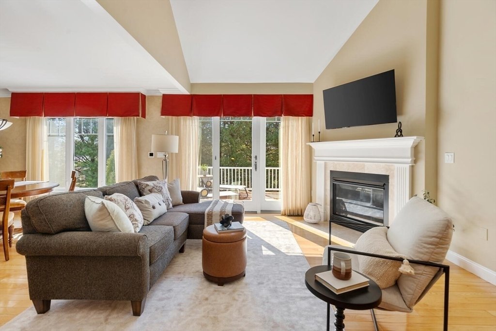 Condo in Andover, Massachusetts, United States 5 - 17466746
