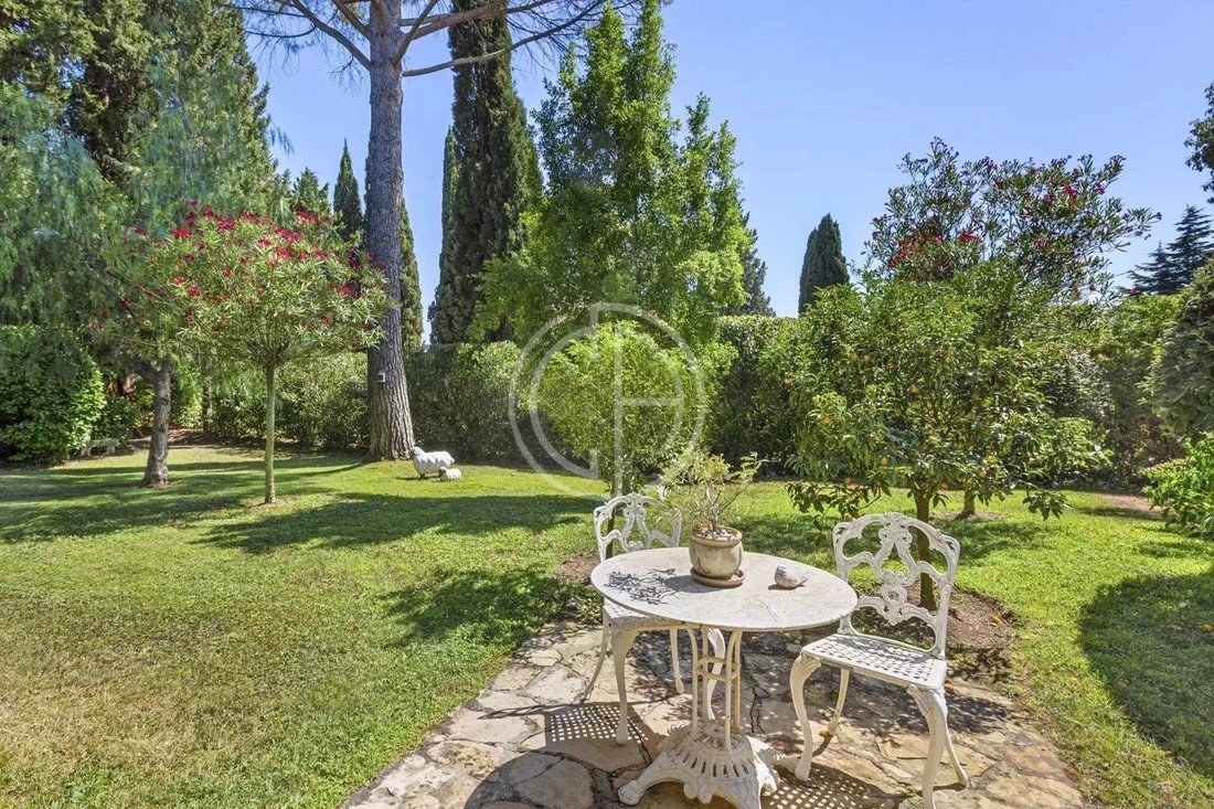 Villa in Mougins, Provence-Alpes-Côte d'Azur, France 2 - 17464837