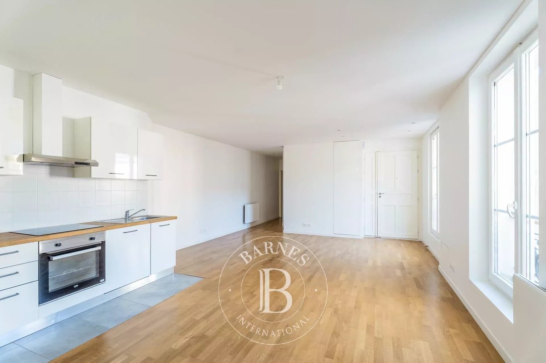 Apartment in Elysées-Madeleine, Paris 8e Arrondissement, Paris 2 - 17464781