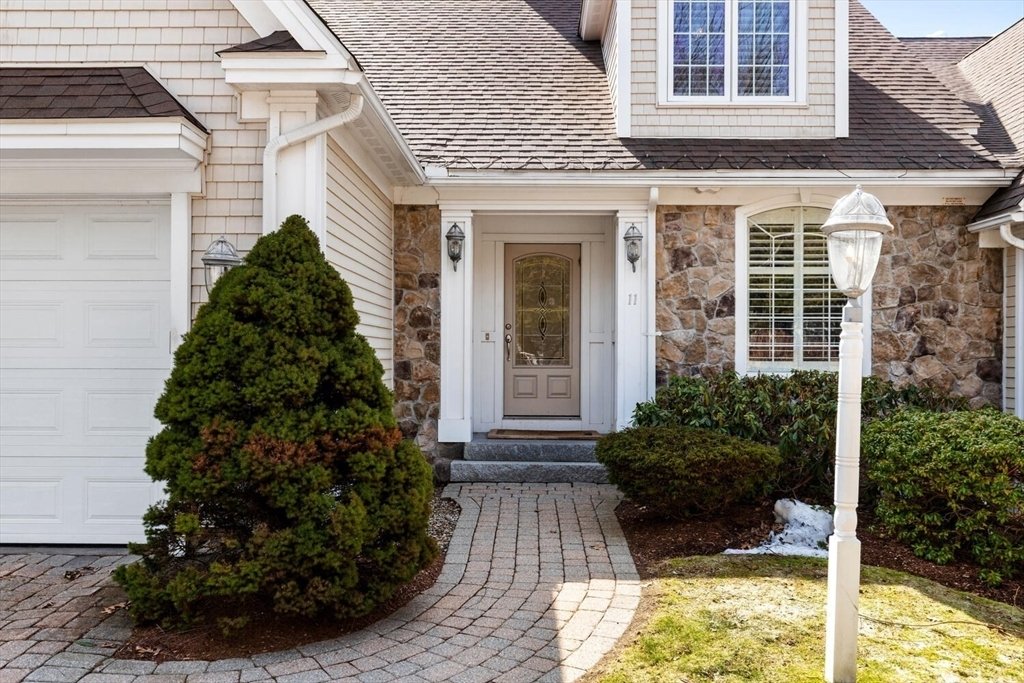 Condo in Andover, Massachusetts, United States 1 - 17466746