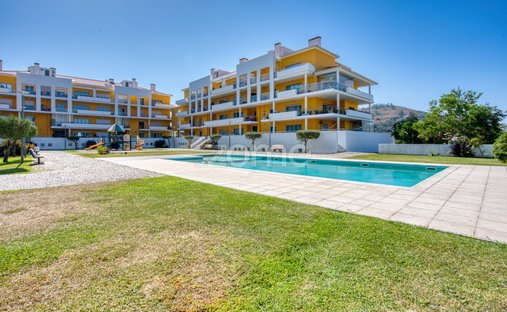 Apartment in Malveira e Sao Miguel de Alcainca, Lisbon, Portugal 1