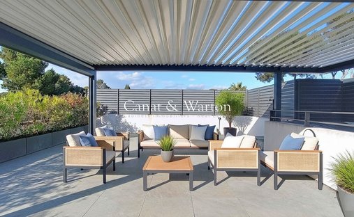 Apartment in Les Plaines-Les Tasses, Saint-Raphaël, France 1