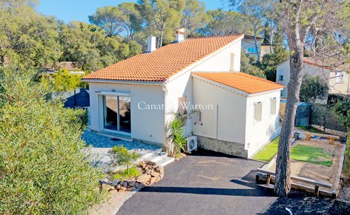 Villa in Boulouris, Saint-Raphaël, France 1