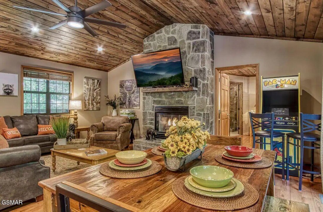 House in Gatlinburg, Tennessee, United States 5 - 17467474