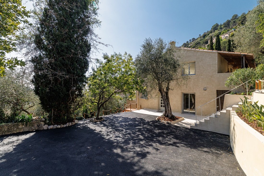 House in La Turbie, Provence-Alpes-Côte d'Azur, France 3 - 17467713