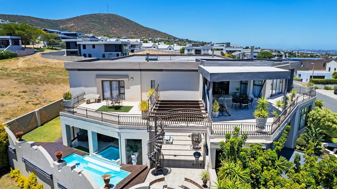 House in Glenlily, Cape Town, South Africa 2 - 17464761
