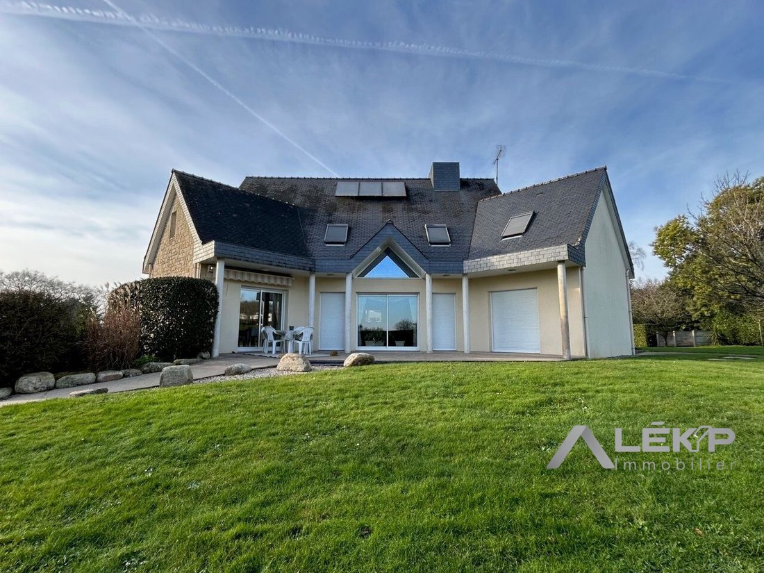 House in Saint-Nicolas-de-Redon, Pays de la Loire, France 4 - 17468637