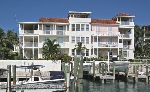 Condo in Nassau, New Providence, The Bahamas 1