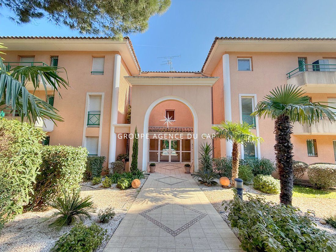 Apartment in Valescure-Vaulongue-Clair Bois-Vallon Suveret, Saint-Raphaël, France 4 - 17467525