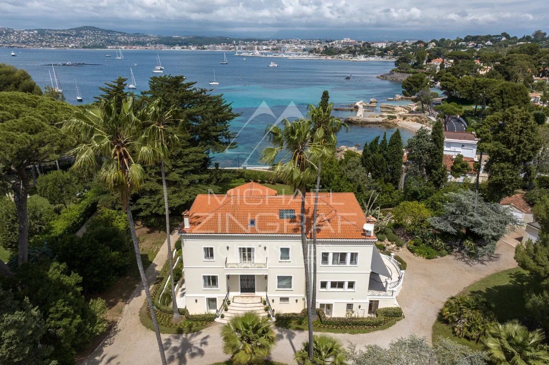 Villa in Coquelles, Hauts-de-France, France 1 - 11912113