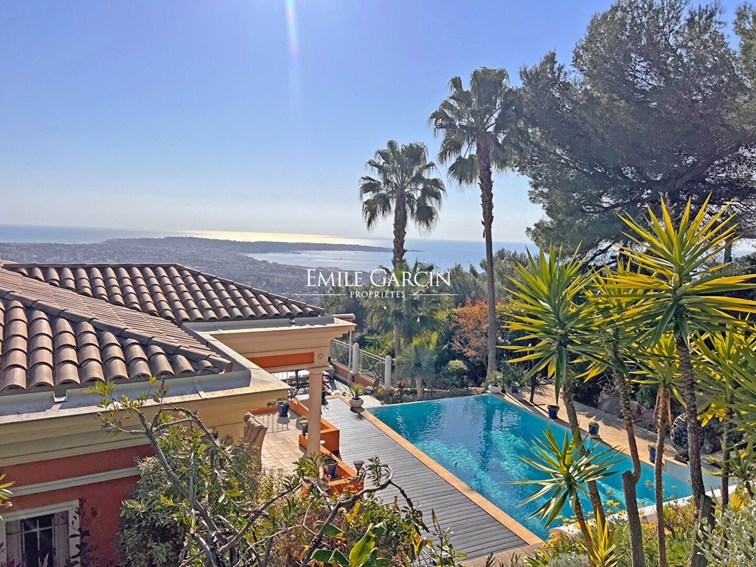 Villa in Gabelle-Courcettes-Les Clos, Vallauris, France 1 - 17467499