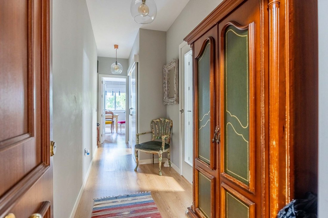 Apartment in Los Remedios, Seville, Spain 2 - 17467647
